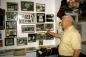 Yvon Durelle avec son exposition des souvenirs de sa carrire 