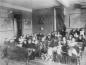 Des �coli�res tr�s s�rieuses en 1911