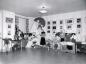 Exposition de travaux des �tudiantes de l'Institut Familial Val-Marie en tricot
