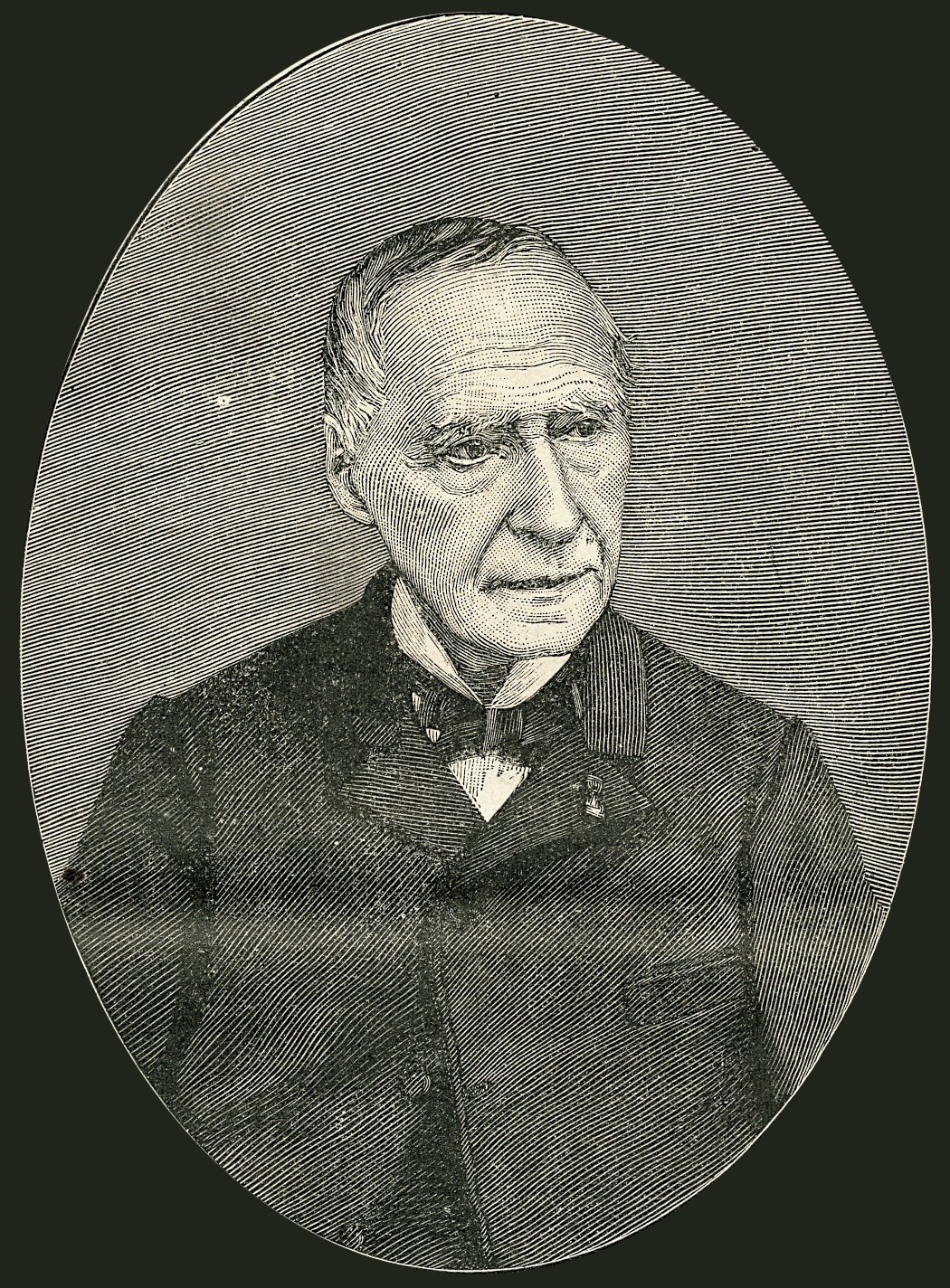 Gravure à l’encre noire du portrait d’un homme âgé. Celui-ci porte une chemise pâle retenue par un nœud papillon au cou et un veston boutonné seulement dans le haut. L’homme a le front dégarni, des cheveux poivre et sel, quelques rides profondes et il regarde vers la droite.