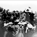Le curé Labelle prononçant un discours à Chute-aux-Iroquois