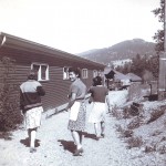 Nora Carter, Yoshi Kobayashi et Kate en 1948