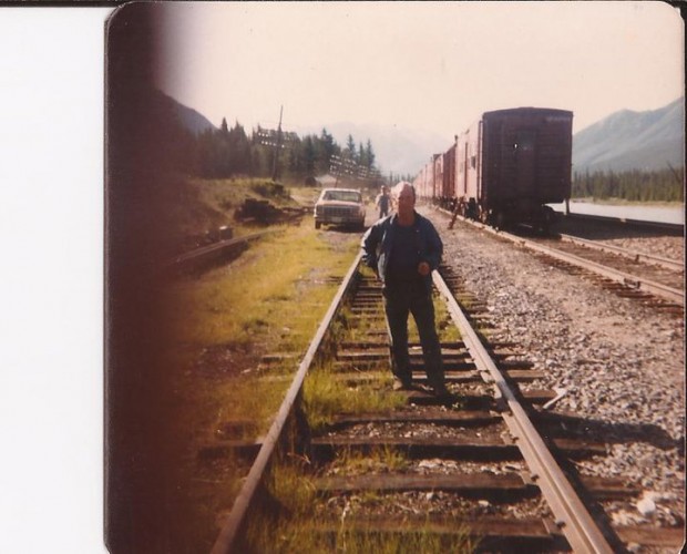 Pad Hayse sur le chantier du chemin de fer 1978