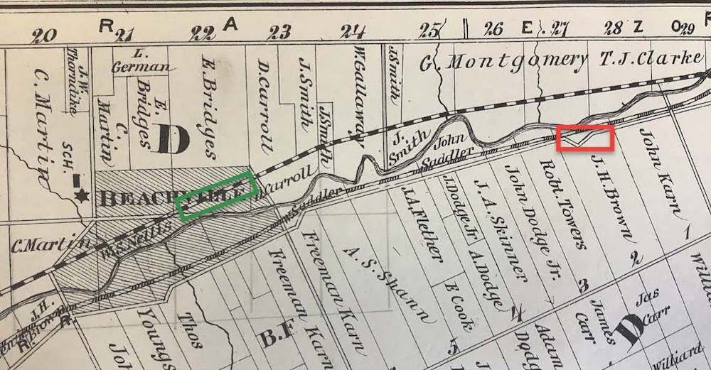 Une carte des lots de terrain 20 à 29 au nord d'une rivière et des lots 1 à 5 au sud d'une rivière, Un rectangle rouge et un rectangle vert atterrissent dans les lots 2 et 22