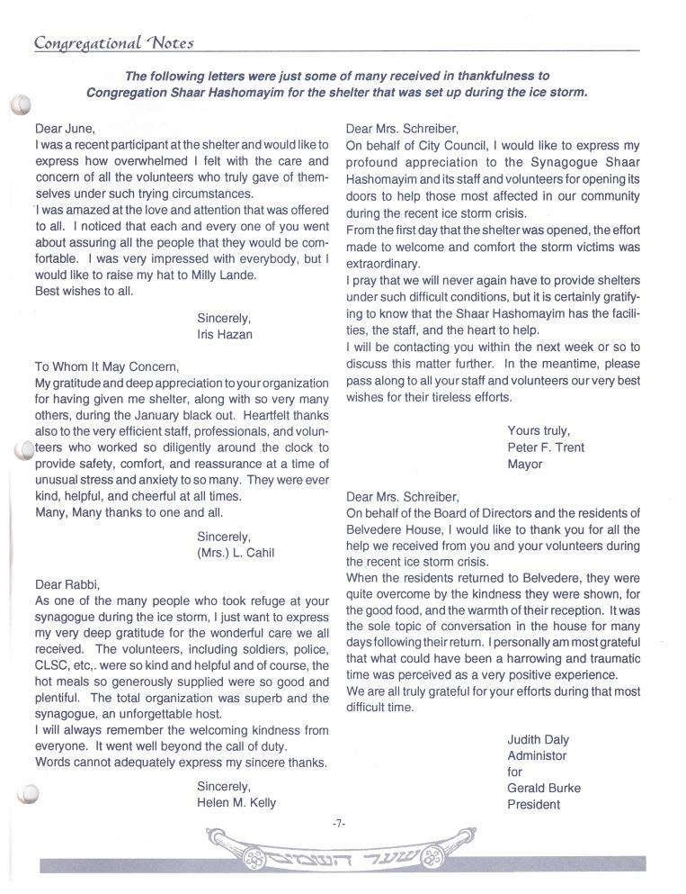 Une collection de lettres en anglais tapées à la machine et de messages de remerciements envoyés à la synagogue pour l’aide qu’elle a fourni à ses membres durant la tempête de verglas en 1998.