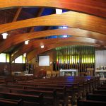 Intérieur de l’église catholique Saint-Pierre, Pointe-des-Cascades, 2015