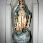 Statue Notre-Dame-de-la Garde, église catholique Sainte-Jeanne-de-Chantal, Notre-Dame-de-l’Île-Perrot, 2011