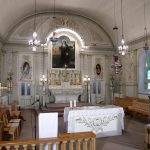 Intérieur de l’église catholique Sainte-Jeanne-Chantal, Notre-Dame-de-l’Île-Perrot, 2010