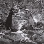 Le ruisseau d’eau miraculeuse de la montagne de Rigaud vers 1925