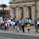 Des manifestants s’opposent à l’agrandissement de la marina