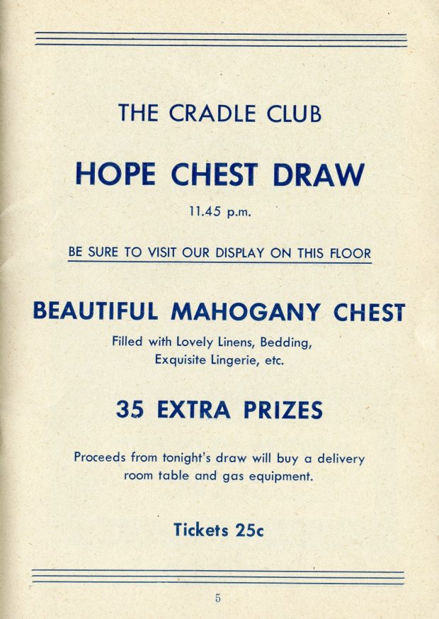 Annonce pour le tirage Hope Chest du Cradle Club dont les prix incluent une « belle commode en acajou ».