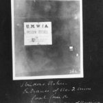 Un avis de grève de la United Mine Workers of America à l’entrée de la mine no 2, mines de Coal Creek, à Fernie, C.-B., vers 1906.