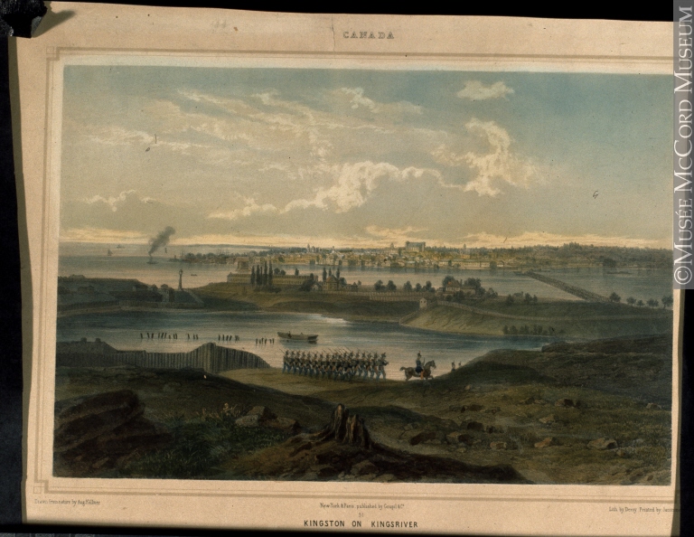  dans les années 1860 - L'image de l'artiste de la caserne militaire et du paysage urbain de Kingston peinte sur les berges herbeuses de Kingsriver avec des militaires qui marchent au premier plan