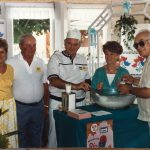 Les créateurs du Vison blanc et leur entourage