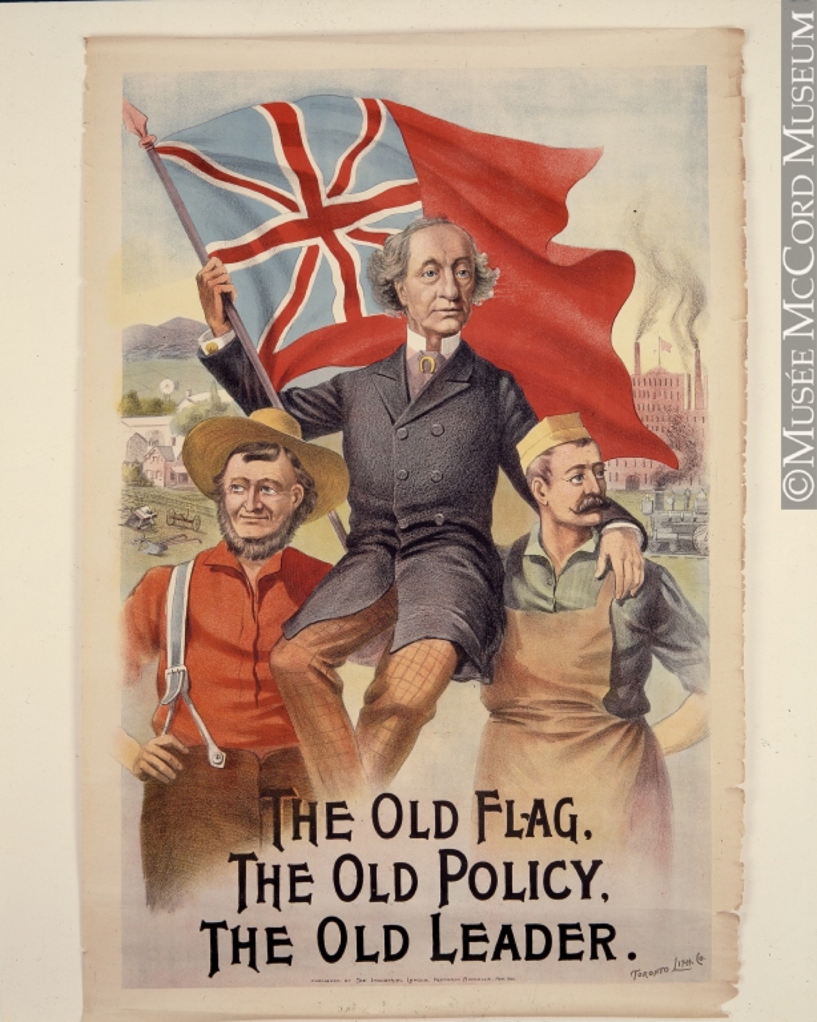Une aquarelle colorée, conçue comme une affiche électorale, représentant deux hommes - un agriculteur et peut-être un boucher - qui, ensemble, ont hissé sur leurs épaules Sir John A. Macdonald, lequel tient le drapeau britannique - connu sous le nom de "Red Ensign", son visage affichant une expression de fierté. Au bas de l’affiche sont inscrits les mots « Le vieux drapeau, la vieille politique, le vieux leader ».