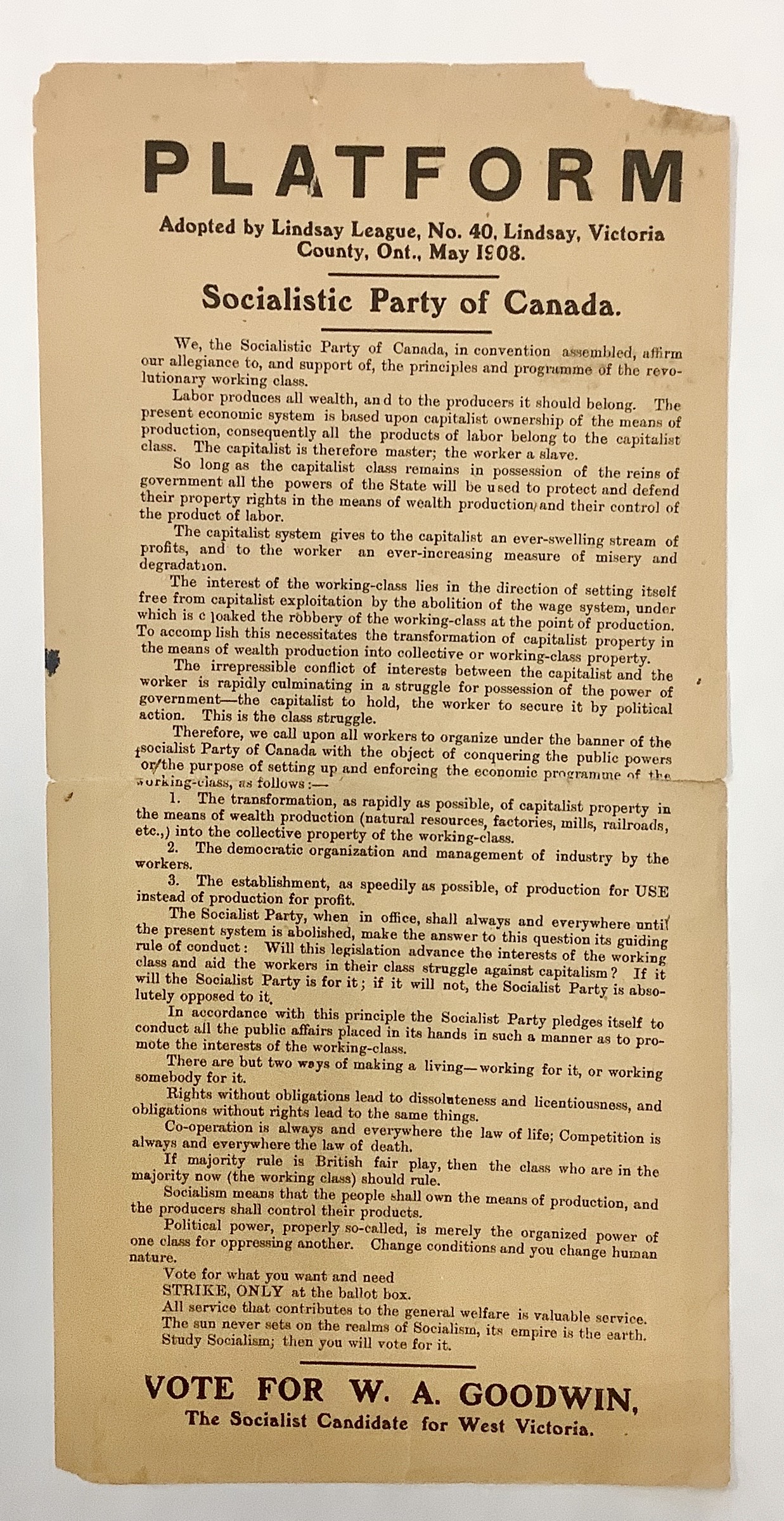 Image d’un document politique en texte noir et blanc