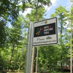 Enseignes pour le <em>Kawartha Lakes Arts & Heritage Trail<em> (Parcours d’art et d’héritage des lacs Kawartha)