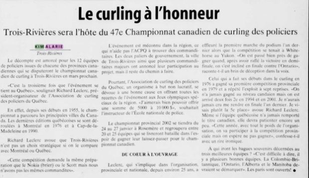 Illustration d’un article du journal Le Nouvelliste intitulé : « Le curling à l’honneur, Trois-Rivières sera l’hôte du 47ème Championnat de curling des policiers ».  