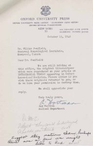 Scan d'une lettre dactylographiée avec une réponse manuscrite en bas de page.