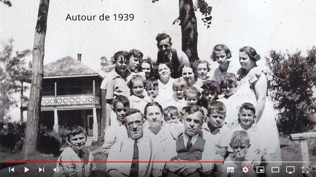 La famille Danis vers 1939. Elle habite alors sur la rue Hamelin, tout près de l'école de la Visitation.