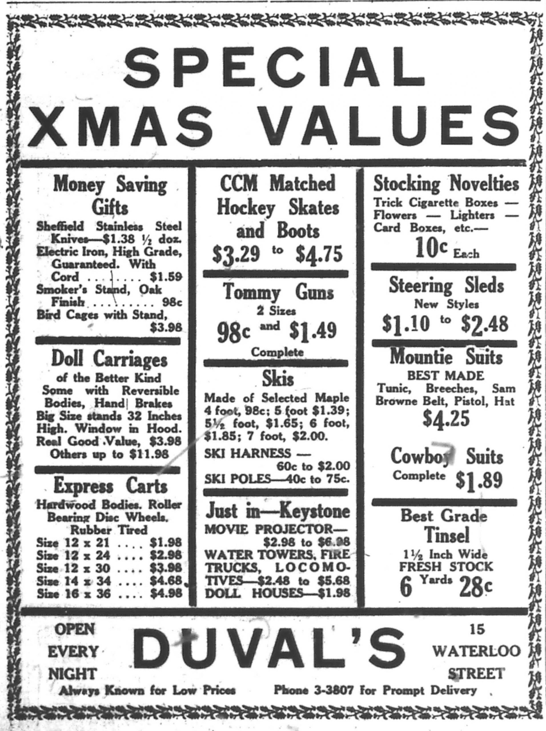 Publicité de presse intitulée « Special Christmas Values - Duval’s » contenant une liste de suggestions de cadeaux, dont des voitures de poupées, des patins, des traîneaux et des « costumes de police montée ».
