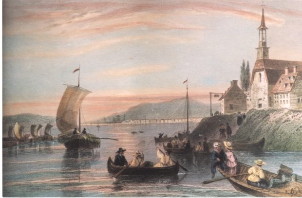 Une peinture des gens naviguant dans des chaloupes près d'un village sur un promontoire, 1839