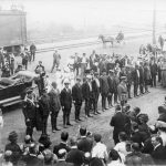 Des soldats quittent pour la Première Guerre mondiale.
