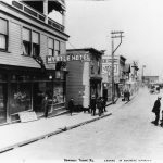 Centre du Quartier d’affaires de Port Coquitlam, route de Dewdney Trunk.