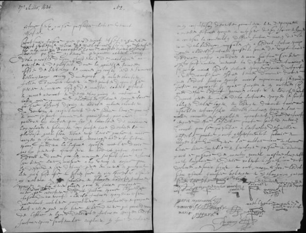 Document d’archives en noir et blanc sur deux pages manuscrites à la plume décrivant l’entente de mariage entre Anne Cloutier et Robert Drouin. Le bas de la seconde page présente de nombreuses marques et signatures.