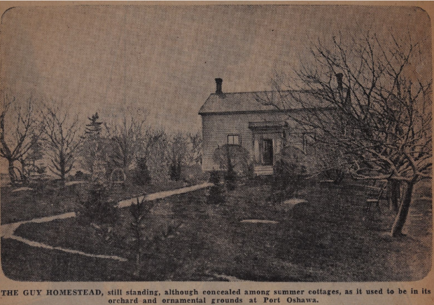 Article de journal présentant un croquis d'une maison entourée de végétation.