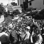 Rassemblement à Robson Square