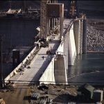 Le barrage Hugh Keenleyside est sur le point d’être terminé, 1968