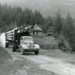 Grumier près de la maison de Henry Gunterman, à Beaton, 1953