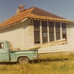 Stan « Zared » Racher rénove l’école de Ballyhamage, vers 1971