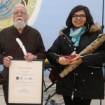 Des descendants reçoivent un prix pour Dorothy McDonald-Hyde