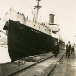 Le S.S. « Caribou » accosté dans le port de St. John’s, Terre-Neuve