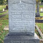 Pierre tombale du deuxième mécanicien Thomas Moyst