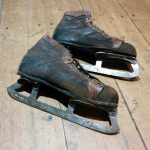 Une paire de patins