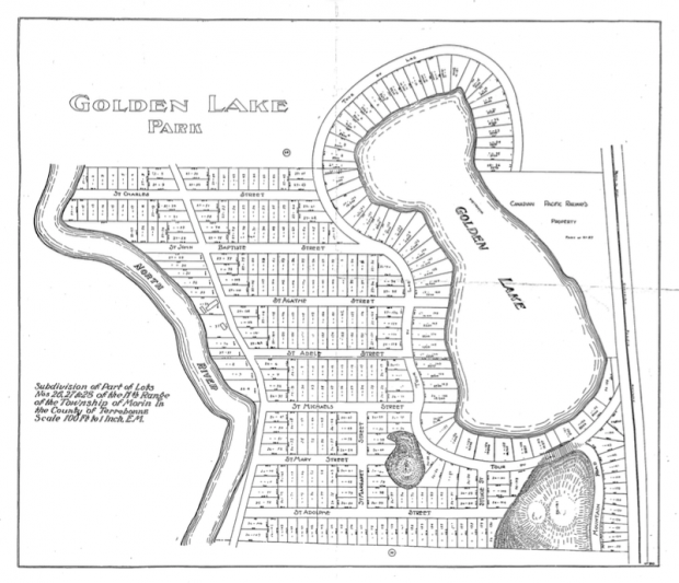 Plan d’arpentage des centaines de lots découpés autour du lac Doré.