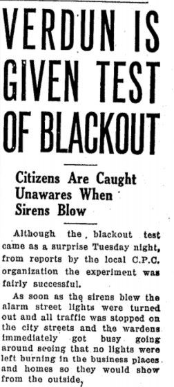 Article de journal noir et blanc, en anglais, titré en gros « Verdun is given test of blackout ». Suivi d’un texte d’environ 80 mots écrit sur 15 lignes